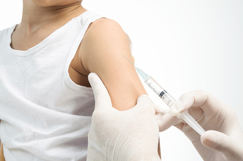 Rząd planuje program szczepień przeciwko HPV dla chłopców