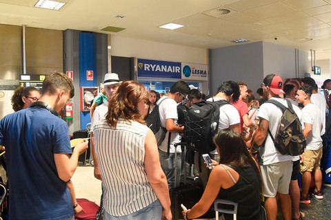 Ryanair odmawia wypłaty odszkodowań za odwołane loty