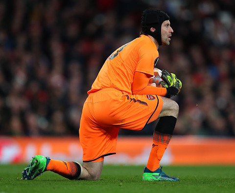 Cech will fight for a place in the Arsenal goal