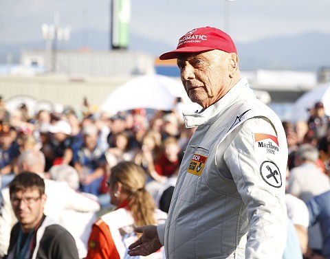 Niki Lauda in a serious condition in the hospital