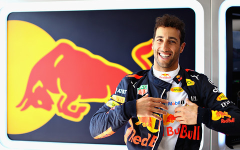 Ricciardo przejdzie z Red Bulla do Renault 