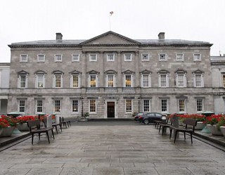 Bezdomny umiera tuż obok irlandzkiego parlamentu