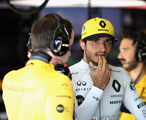 Sainz Jr. will take the place of Alonso at McLaren?