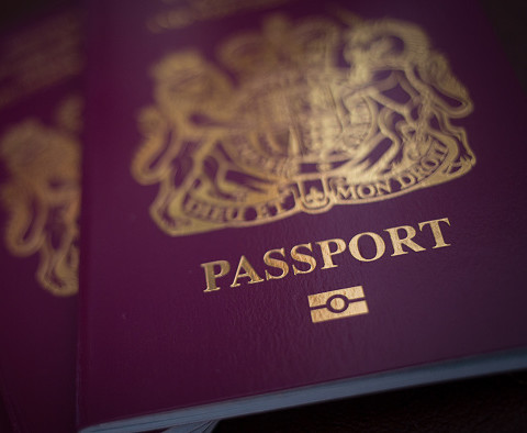 Brytyjczycy nie chcą przedłużać paszportów dzieciom obywateli Unii 