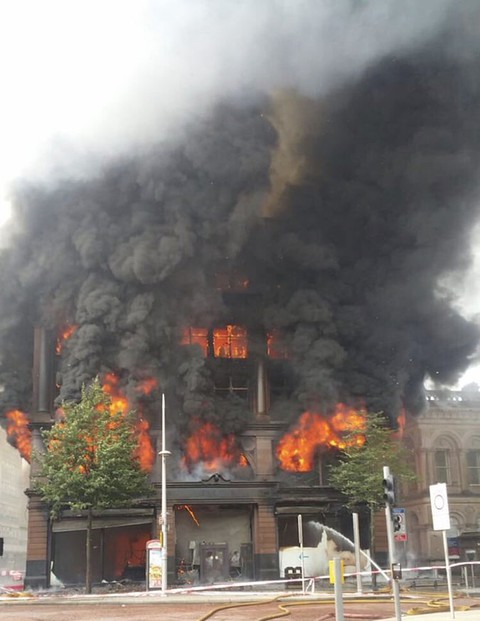 Po pożarze sklep Primark "może się zawalić"
