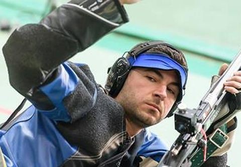 Silver medal of a Romanian with a 300 m rifle