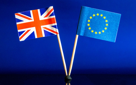 "The Guardian": UE zwoła na listopad specjalny szczyt w sprawie Brexitu