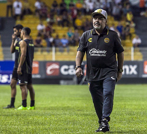 Maradona's successful debut as a coach of the Mexican club Dorados