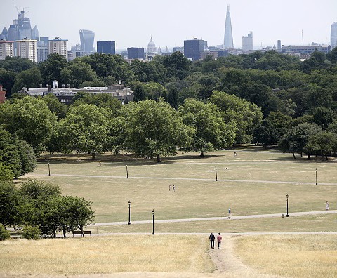 UK could face droughts next spring after summer heatwave, experts warn