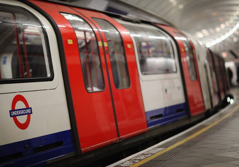 Strajk metra w Londynie: Ile zarabiają maszyniści?