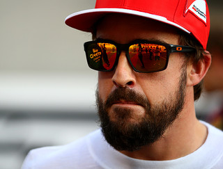 Alonso podpisał kontrakt z McLarenem