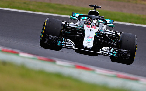 Hamilton dyktuje tempo na treningach przed GP Japonii