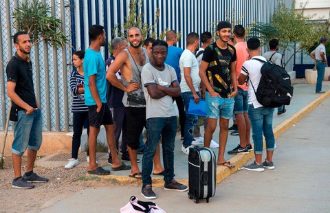 Kilkuset migrantów wdarło się do hiszpańskiej Melilli