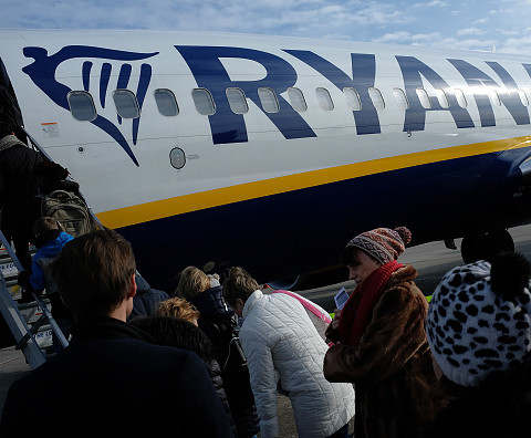 Wielka zimowa obniżka cen biletów na loty Ryanairem