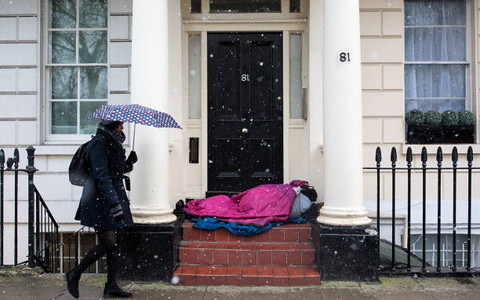 Centrepoint: Tysiące młodych bezdomnych w UK ryzykują codziennie życiem