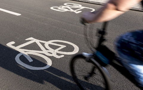 Połowa ścieżek rowerowych w UK "niebezpieczna dla dzieci"
