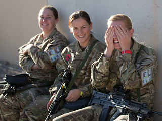 Women could get combat roles in British army by 2016