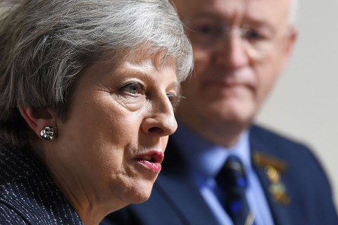 Theresa May ostrzega parlament przed odrzuceniem porozumienia