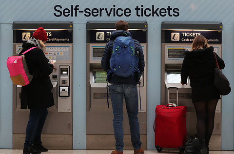 Podwyżki biletów kolejowych w UK od stycznia