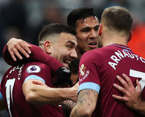 Manchester City and West Ham United win in Saturday's matches