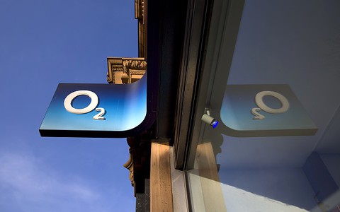Free credit airtime package for O2 customers