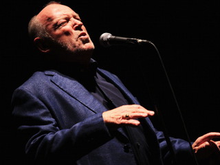 Joe Cocker, Grammy-winning singer, dies at age 70 