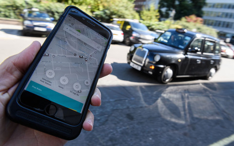 "FT": Uber chce włączyć transport publiczny do swojej aplikacji