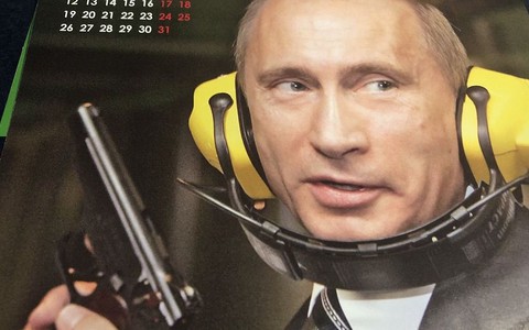 Kalendarz z Putinem hitem w Japonii