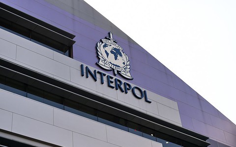 Interpol ostrzega przed kolejną falą terroru ze strony IS