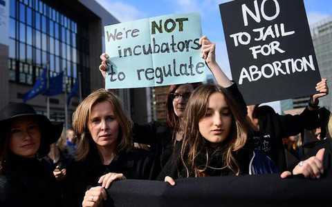 Aborcja w Irlandii legalna. Pierwsze zabiegi od 7 stycznia