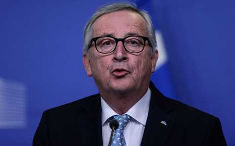 Juncker: Wystarczy iść na cmentarz wojenny, by zobaczyć alternatywę dla UE