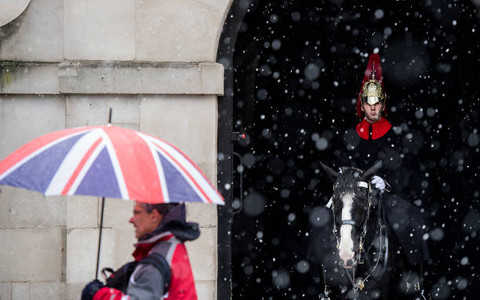 Wielka Brytania "zrezygnuje ze zmiany czasu na zimowy"