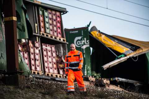 Dania: Sześć osób zginęło w katastrofie pociągu na moście nad Wielkim Bełtem