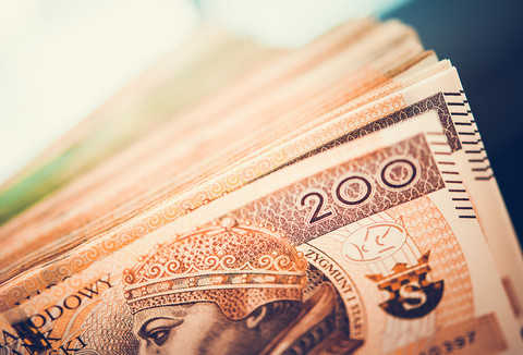 Money.pl: "Polacy wracający do kraju chcą zarabiać zbyt dużo"