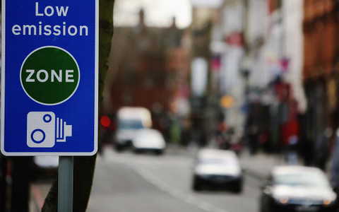Burmistrz Londynu do kierowców: Sprawdźcie auta przed kwietniem
