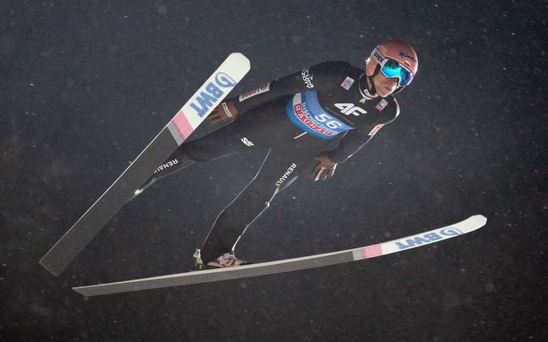 Ski Jumping World Cup: Kubacki third in qualifying, promotion of six Poles
