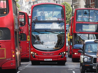 Strajkują kierowcy londyńskich autobusów