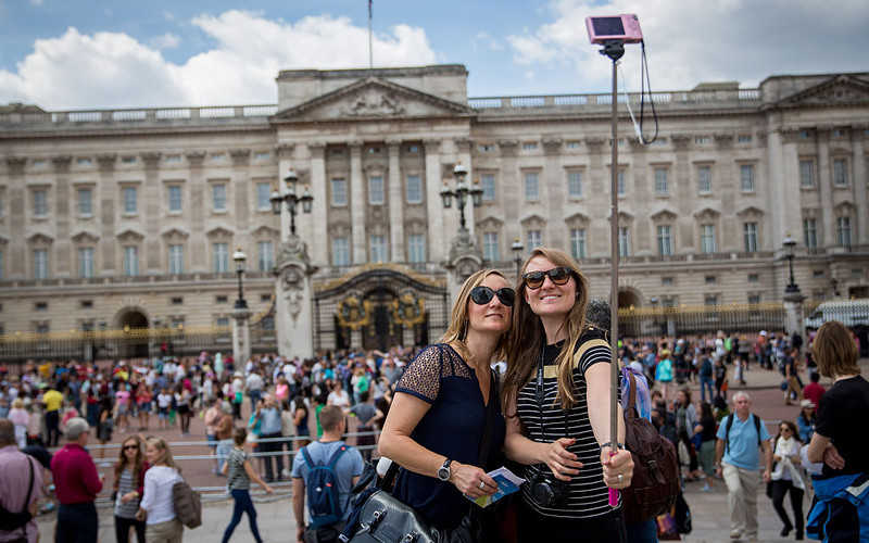 Mniej turystów w Londynie. Bojkotują Brexit