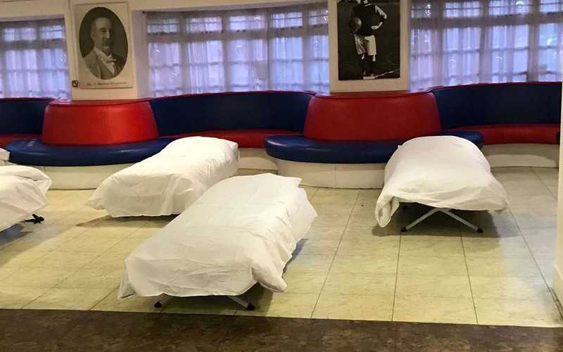 Londyn: Nocleg dla bezdomnych w klubie Crystal Palace