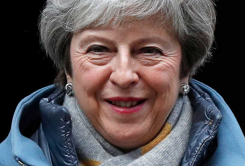 Theresa May: Nie będzie opłat za rejestrację obywateli UE 