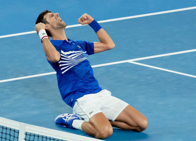 Djokovic zmiażdżył Nadala w finale Australian Open