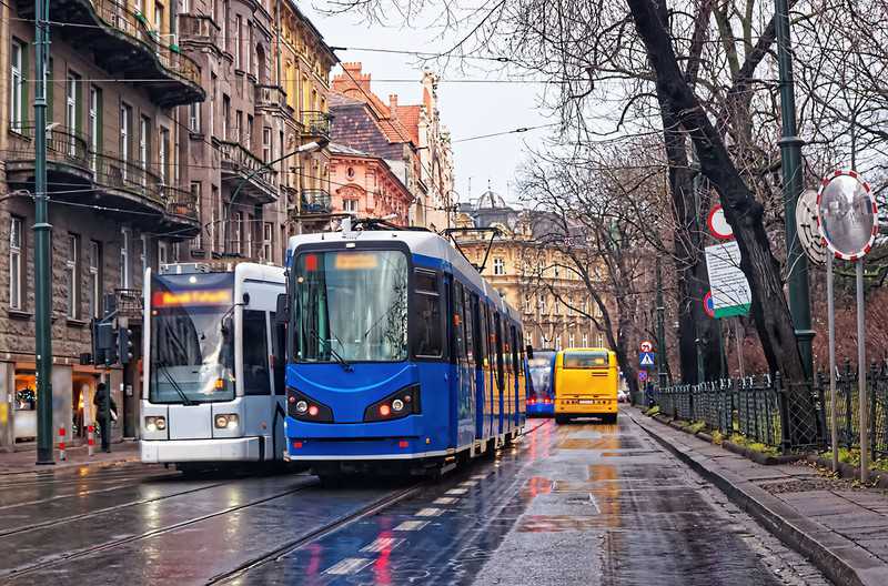 Krakow: Attack on a bus full of people. Only the driver reacted