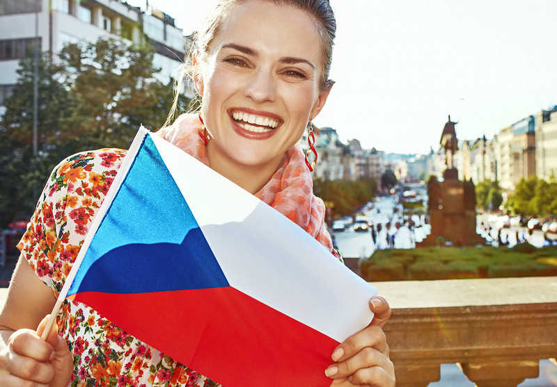 Polacy najbardziej lubią Czechów. A kogo najmniej?