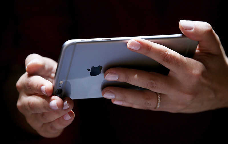 Aplikacje na iPhone'a rejestrują obraz ekranu bez zgody użytkowników