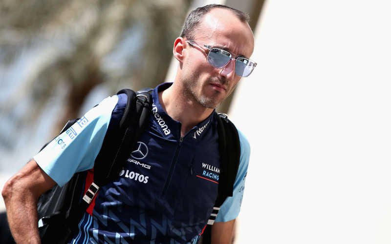 Presentation of Williams' car with Kubica on Monday