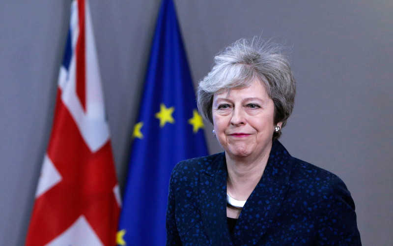 Brexit: Theresa May prosi o więcej czasu na rozmowy z UE