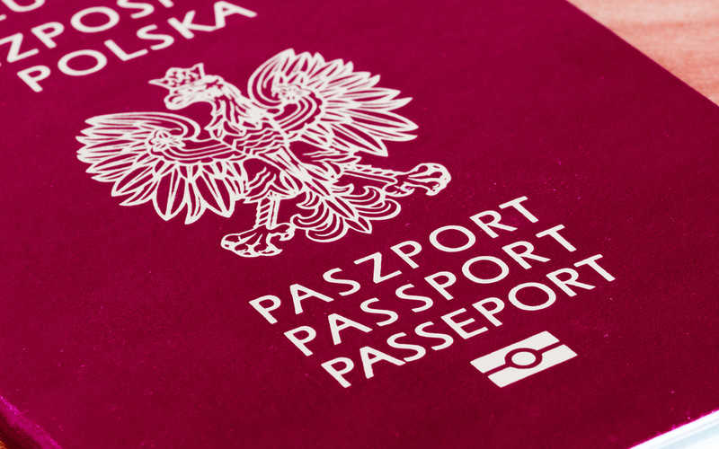 "Rzeczpospolita": Polski paszport pożądany