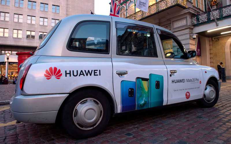 Szef MI6: Ocena ryzyka związanego z Huawei "skomplikowana"