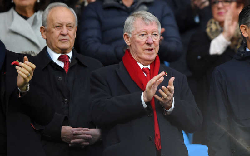 Alex Ferguson set for return to Manchester United dug out for charity match