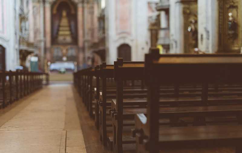 Portugalia: Prawicowy dziennik apeluje o ujawnianie nadużyć seksualnych w Kościele